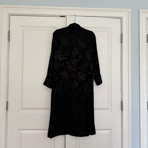 ZARA Basic Black Floral Jacquard Hi-Lo Duster Jacket – Women’s Size S - Picture 2 of 3